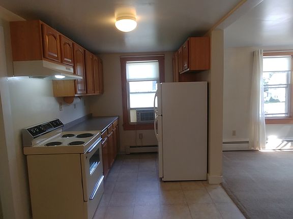 3rd image of 206 Nashua St #C