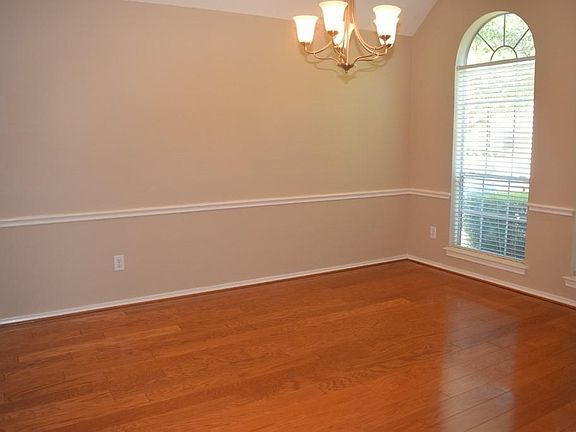 4th image of 2378 Calypso Ln
