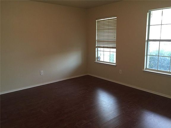 2nd image of 223 Hilltop Dr