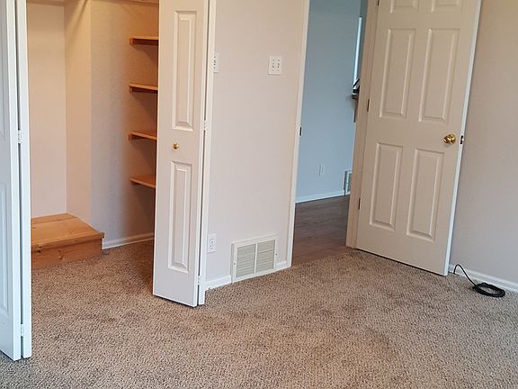 Master Bedroon and Closet