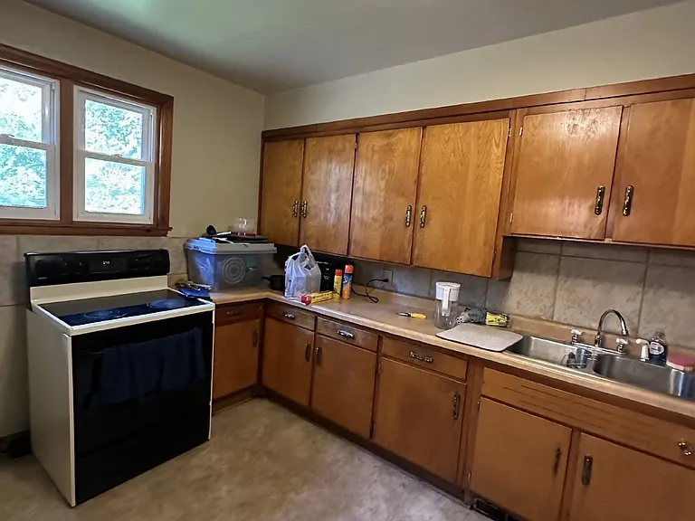 440 Summit Ave — Photo 6