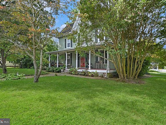 2nd image of 200 Mumford St