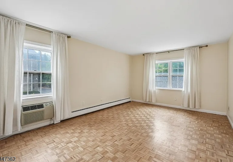 135-167 S Maple Ave #143-B — Photo 23