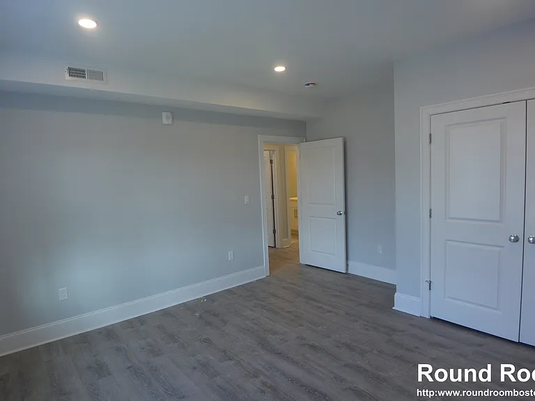 120 Kenrick St #5 — Photo 9