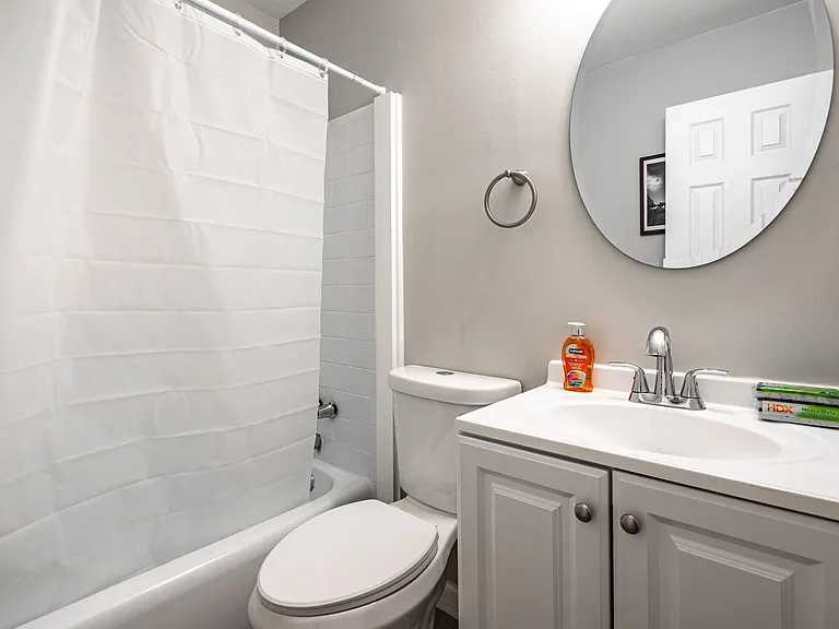 Conley Dr — Photo 8