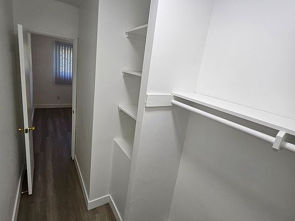 2nd image of 6633 Woodman Ave APT 9