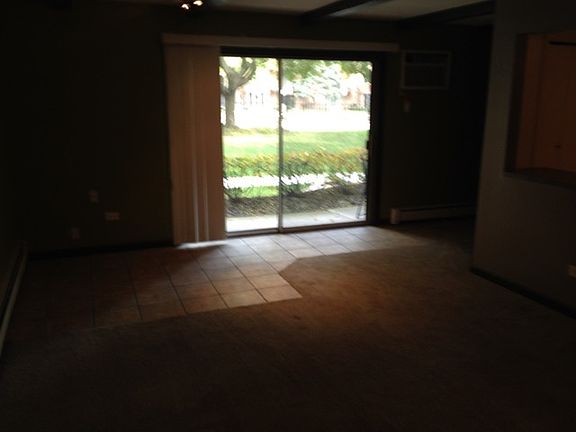 4th image of 5348 Waterbury Dr APT 1901