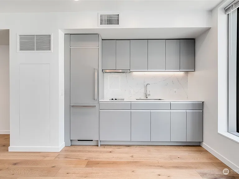 1808 Minor Ave #300 — Photo 2