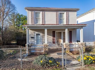 14 Purviance St, Staunton, VA 24401