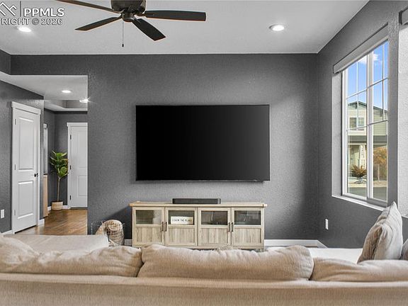 3rd image of 5869 Spring Breeze Dr