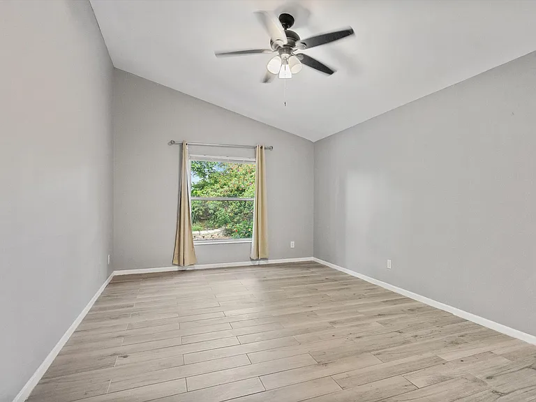 1851 Oak Berry Cir — Photo 16