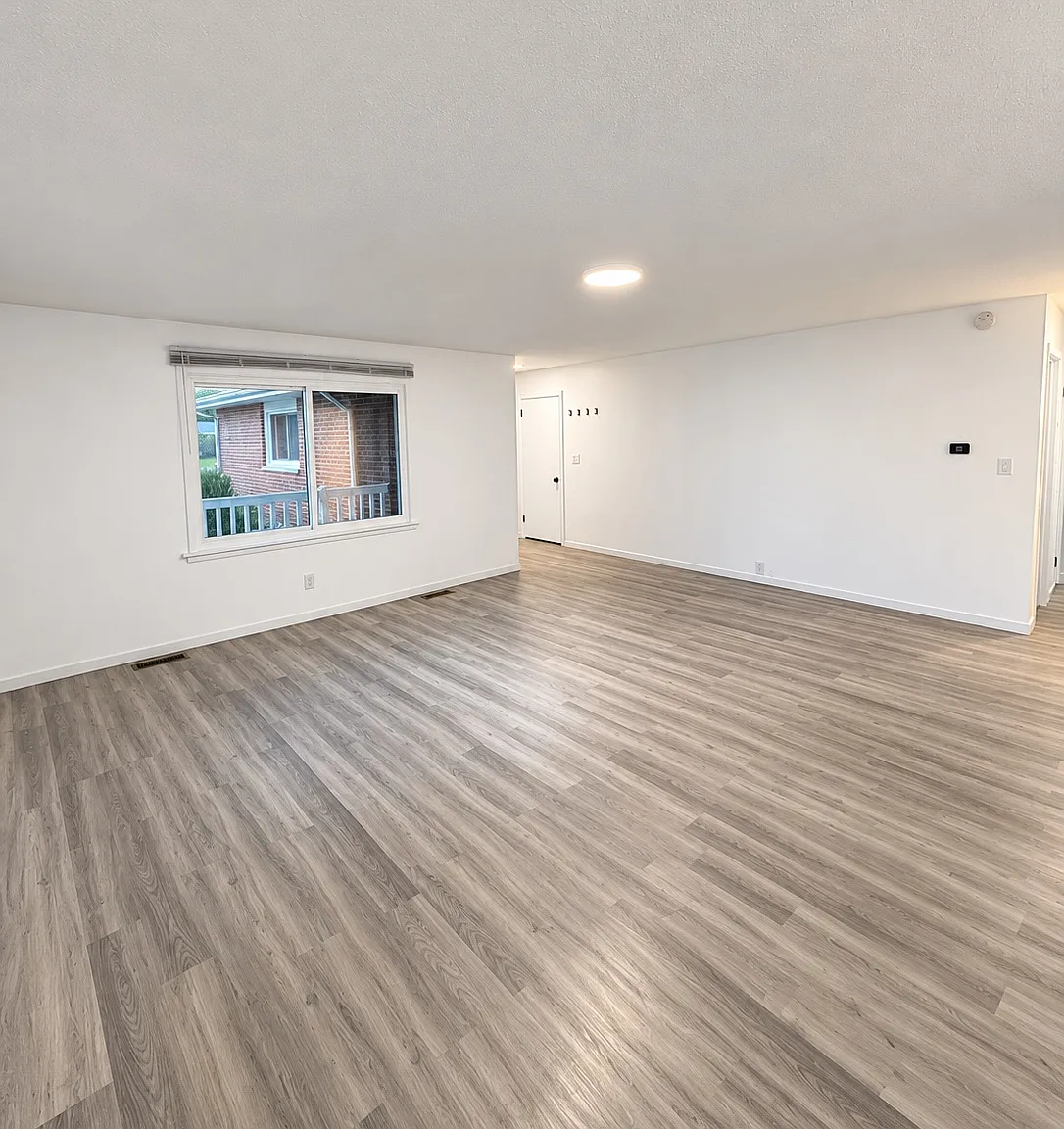 2 bed, 1200 sqft, $1,750 — Photo 3