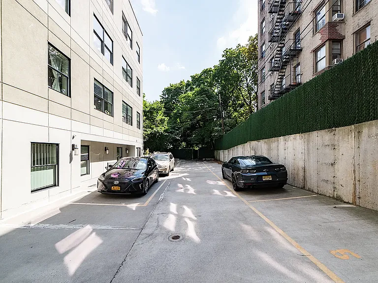 806 Saint Johns Pl #1E — Photo 22