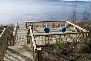 4th image of 1042 Bayside Trl