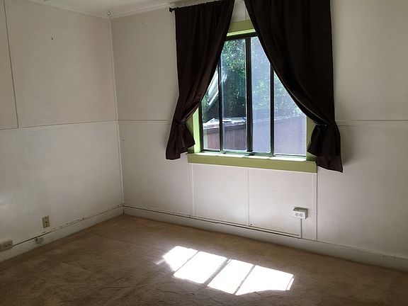 5th image of 17597 Orchard Ave