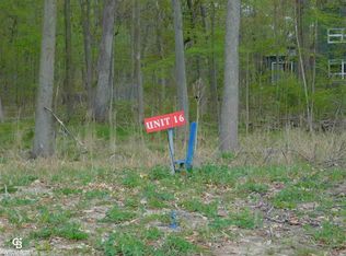 35071 Woodside Cir, Richmond, MI 48062