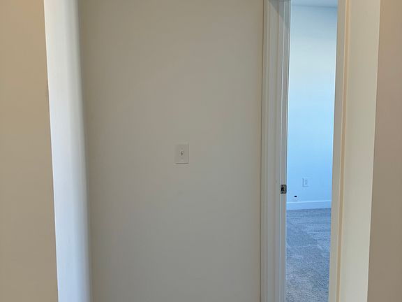 4th image of 6251 Balsam Ct