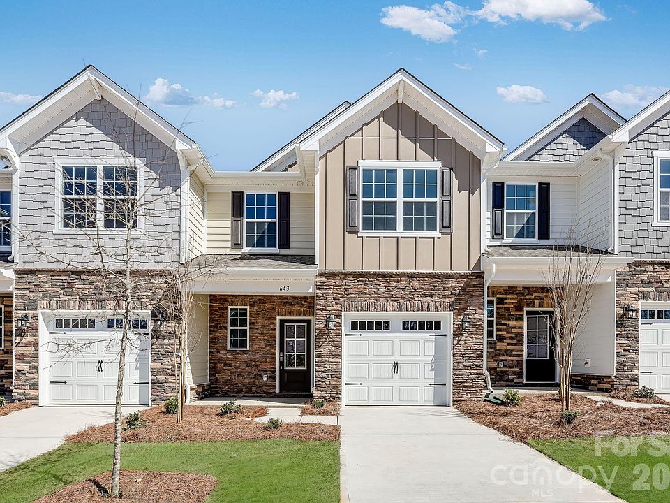 1st image of 643 Sparano Loop