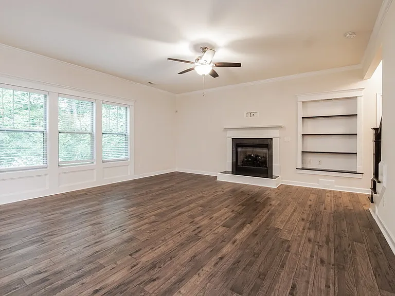 39 Grand Manor Ct — Photo 5