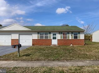 231 S Center St, Cleona, PA 17042