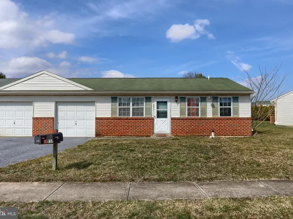 231 S Center St, Cleona, PA 17042