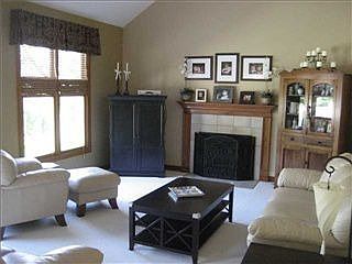 3rd image of 1334 Cherokee Rose Dr