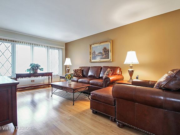3rd image of 5024 N Knight Ave