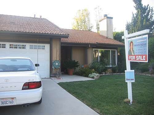 1st image of 10227 Canby Ave