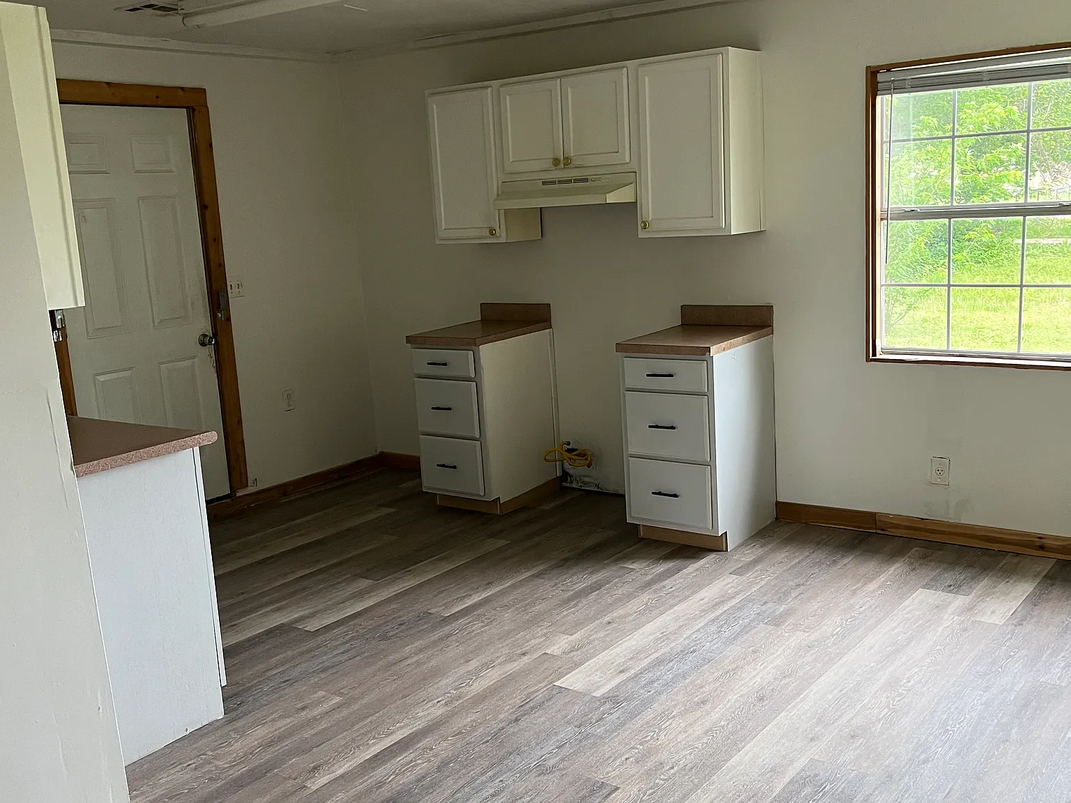 2 bed, 744 sqft, $1,050 — Photo 3