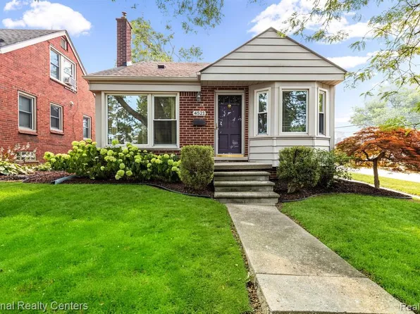 4521 Elmwood Ave, Royal Oak, MI 48073