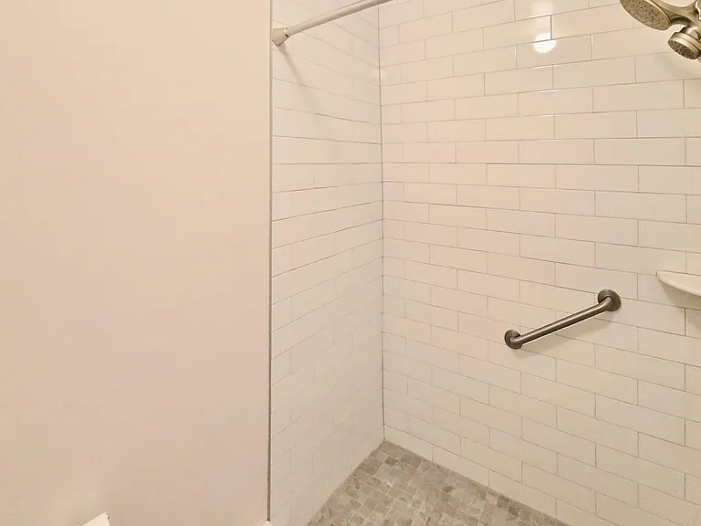 574A Avenue E #2 — Photo 11