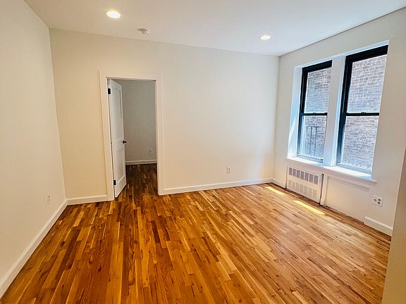 5th image of 315 E 84th St APT 20
