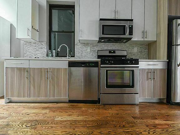 4th image of 386 Harman St APT 3R