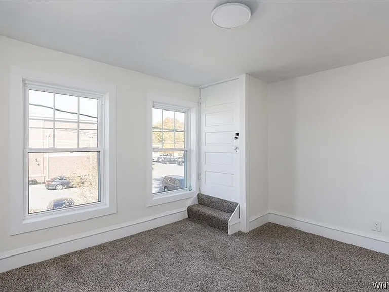 28L Olean St — Photo 9