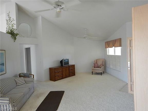 4th image of 5011 King Tarpon Dr