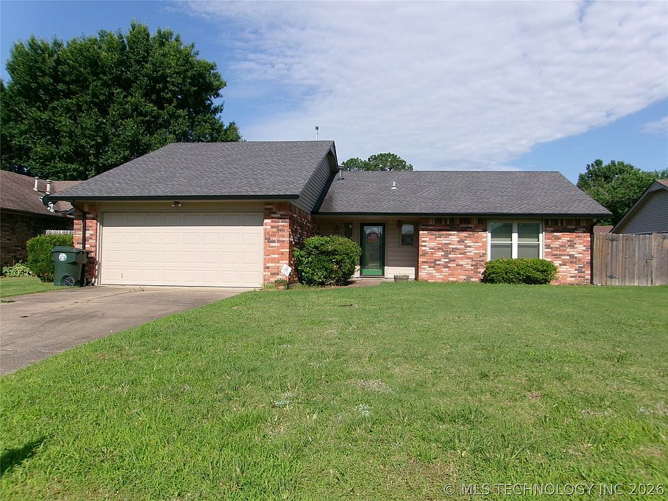 1st image of 509 Foltz Ln