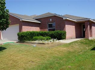 4012 Mantis St, Fort Worth, TX 76106