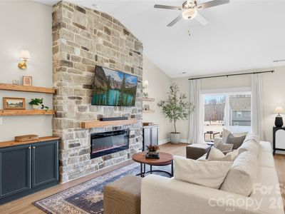 131 N Sina St, Troutman, NC, 28166
