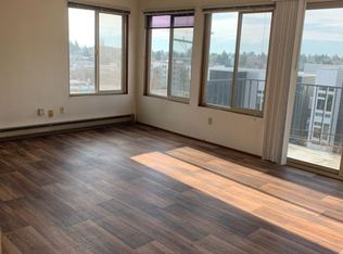 8732 Phinney Ave N APT 301, Seattle, WA 98103