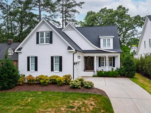 911 Canterbury Rd, Raleigh, NC 27607