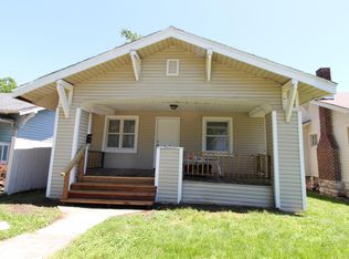 5625 Tracy Ave, Kansas City, MO 64110