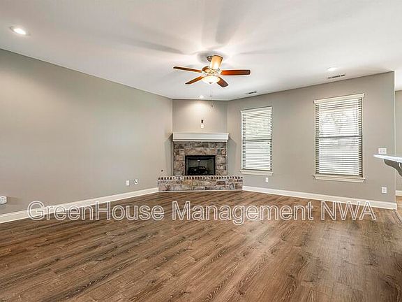 5th image of 4403 W Meadow Oak Dr
