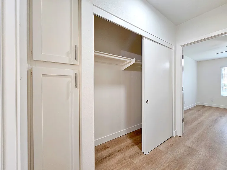 The Vine Apts — Photo 9