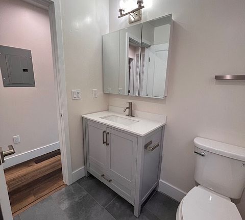 5th image of 3613 Logan Ave