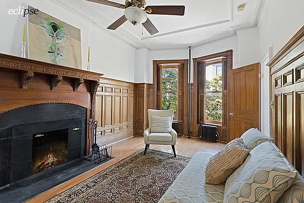 Sold by Eclipse Real Estate Group | media 2