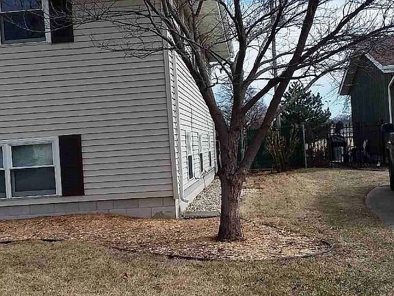 3rd image of 9331 Idlewild Dr