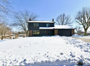 579 Ridge Rd, Greenwood, IN 46142
