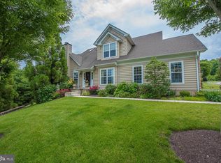 27 Ashtree Ln, Malvern, PA 19355