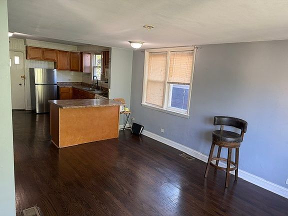 5th image of 4424 N Natchez Ave