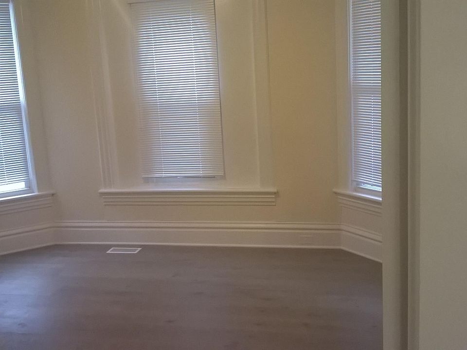 1st image of 609 New Ave SW #1